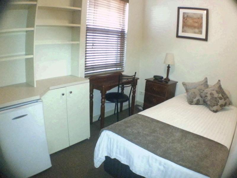 Ashfield Manor Sydney Hotel Екстериор снимка