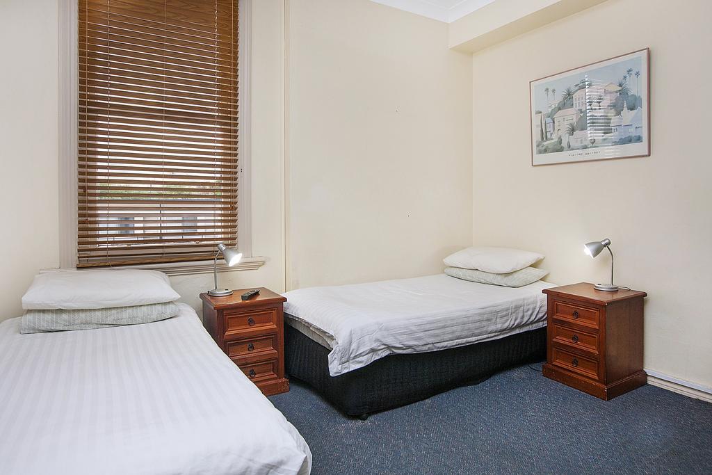 Ashfield Manor Sydney Hotel Екстериор снимка