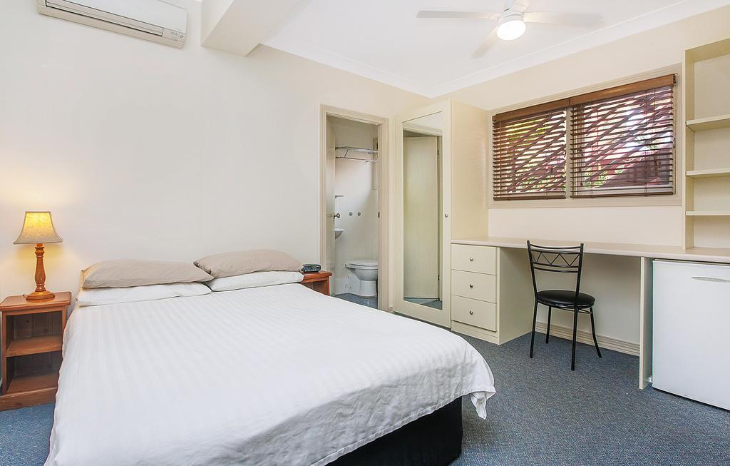 Ashfield Manor Sydney Hotel Стая снимка