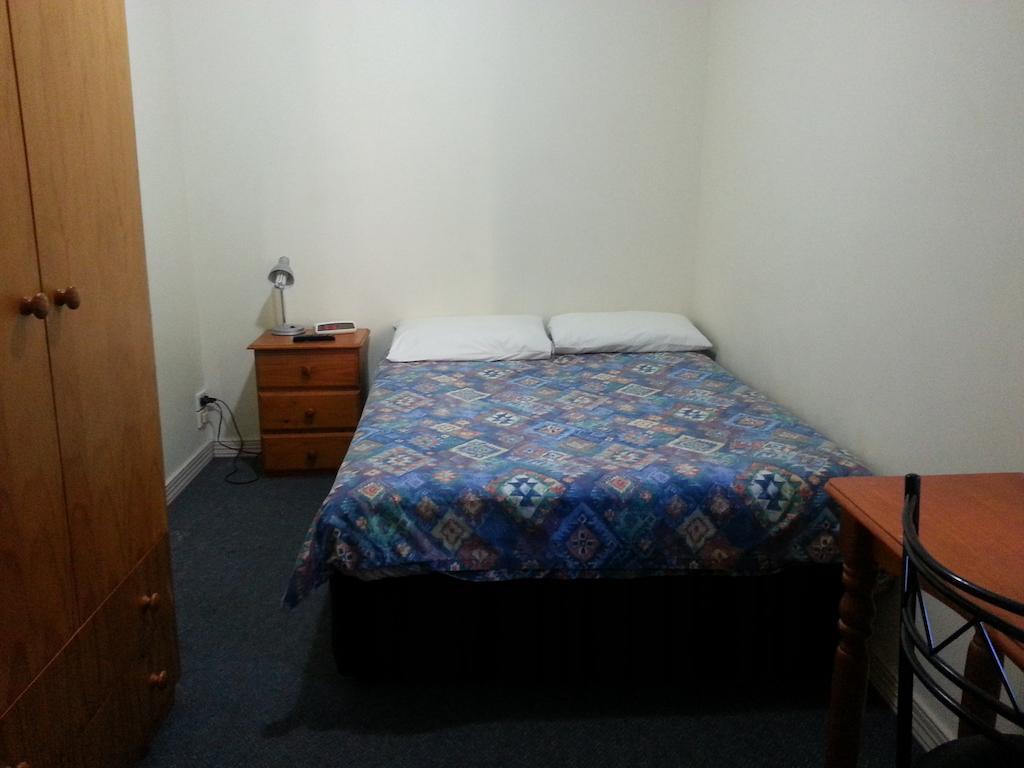 Ashfield Manor Sydney Hotel Стая снимка
