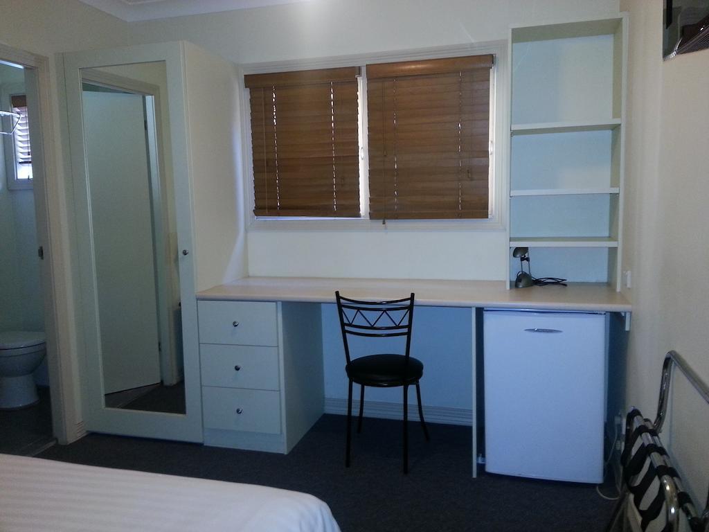 Ashfield Manor Sydney Hotel Стая снимка