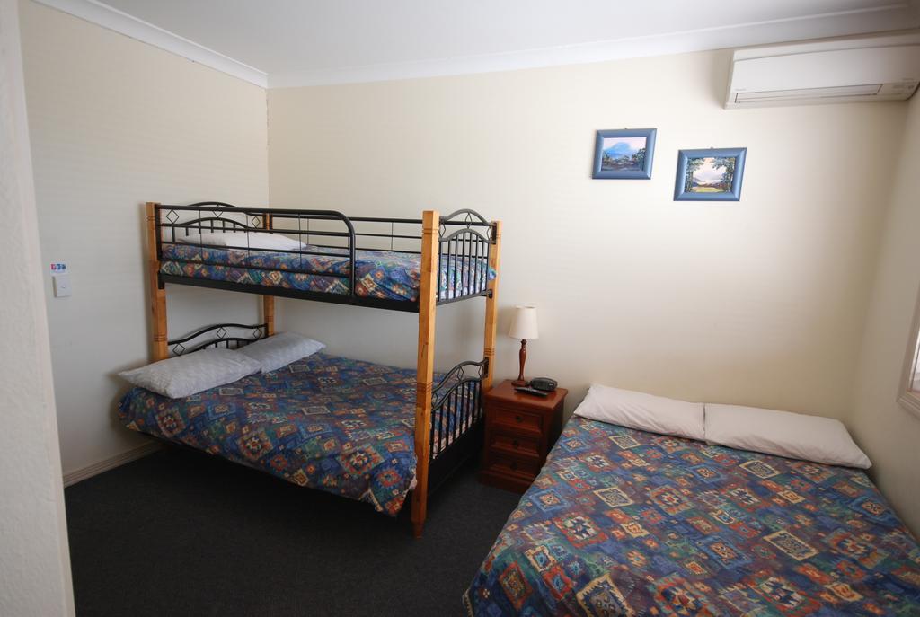 Ashfield Manor Sydney Hotel Стая снимка