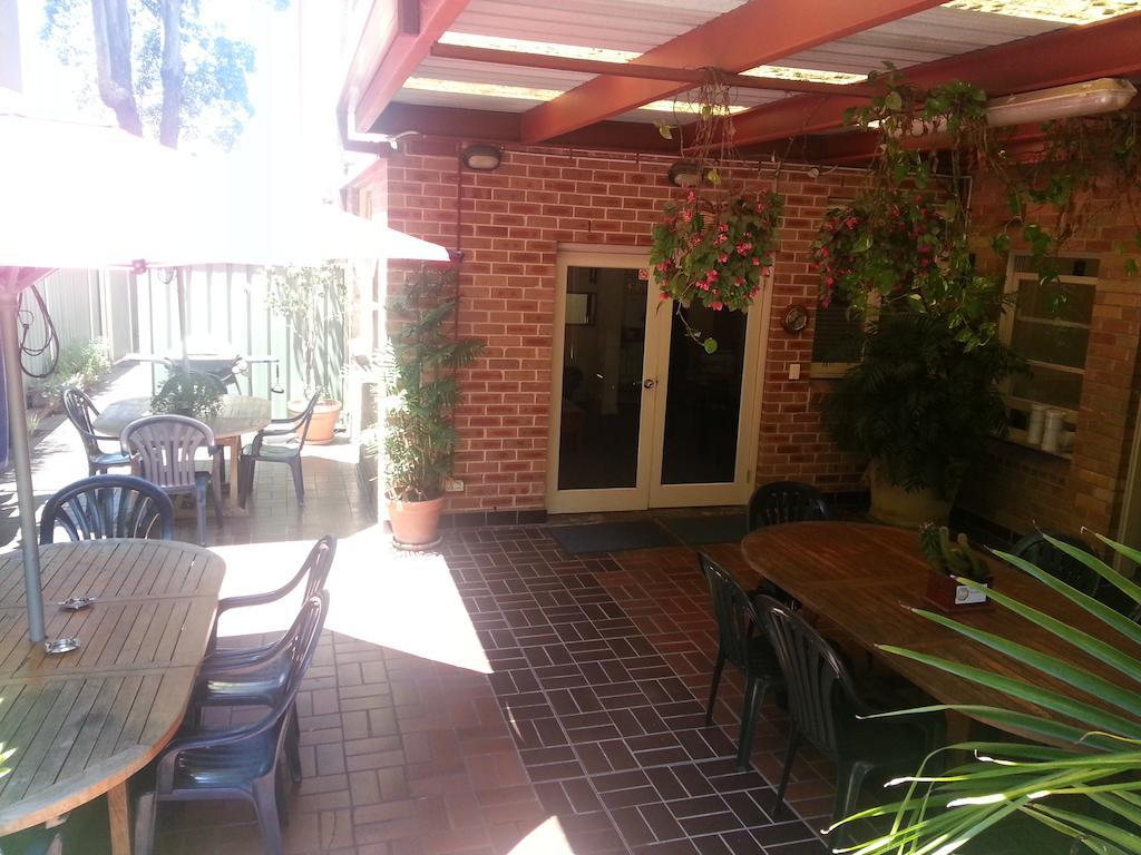Ashfield Manor Sydney Hotel Екстериор снимка