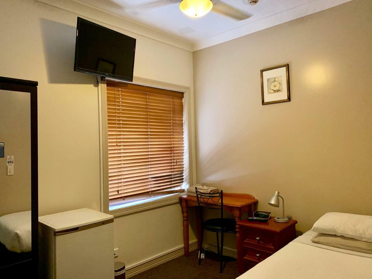 Ashfield Manor Sydney Hotel Екстериор снимка